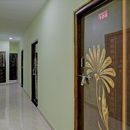 Spot On Hotel Leo Star Chandrapur Екстериор снимка