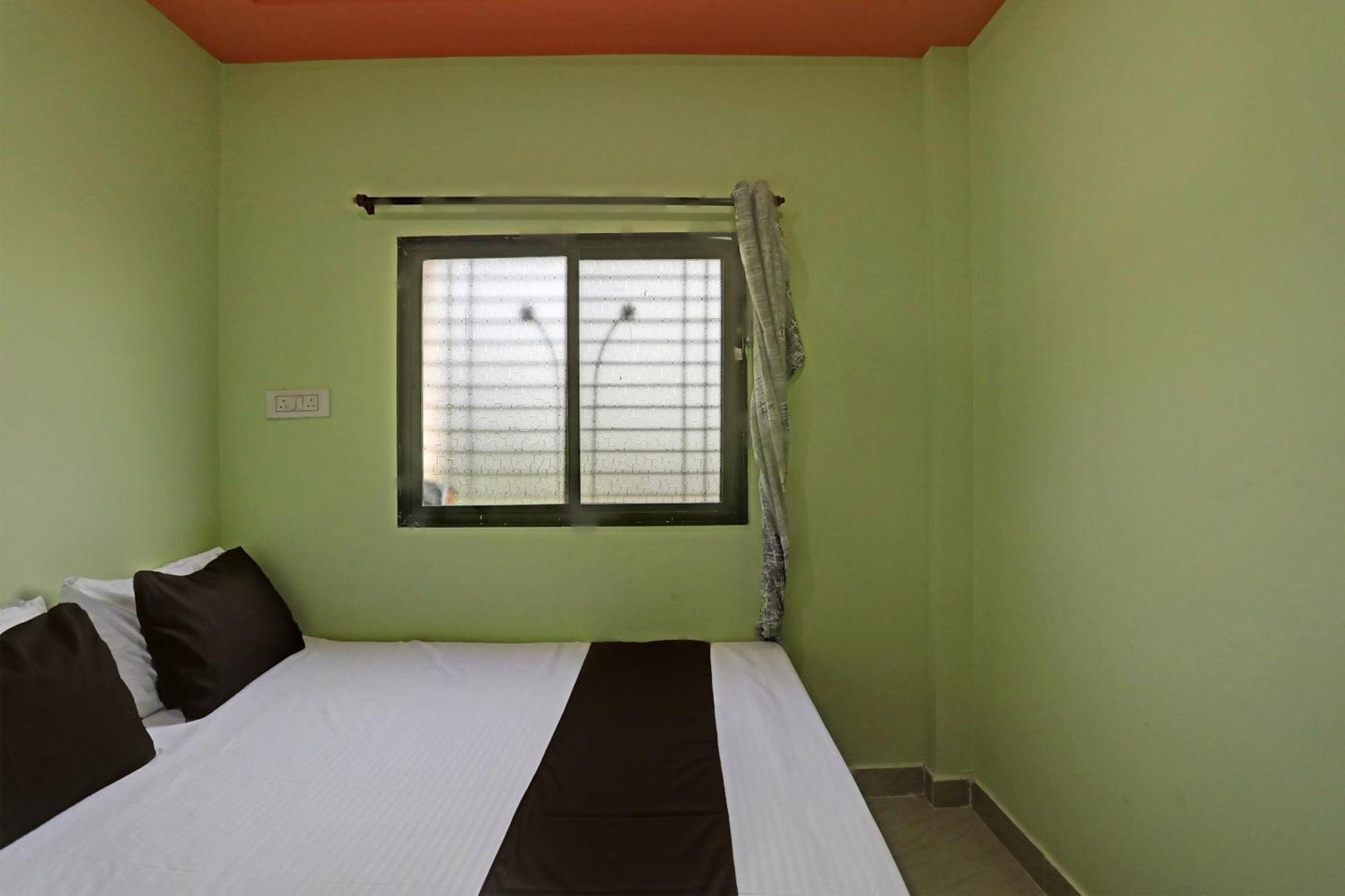 Spot On Hotel Leo Star Chandrapur Екстериор снимка