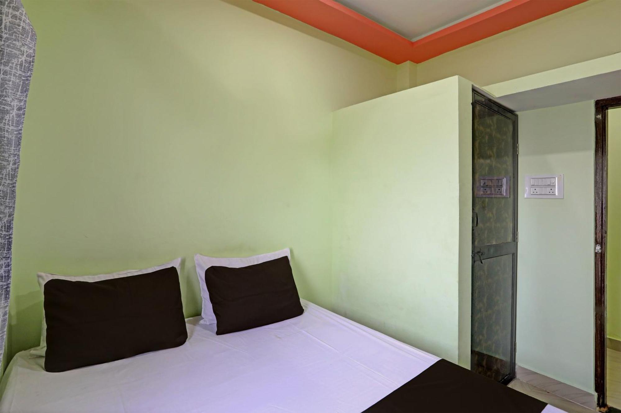 Spot On Hotel Leo Star Chandrapur Екстериор снимка