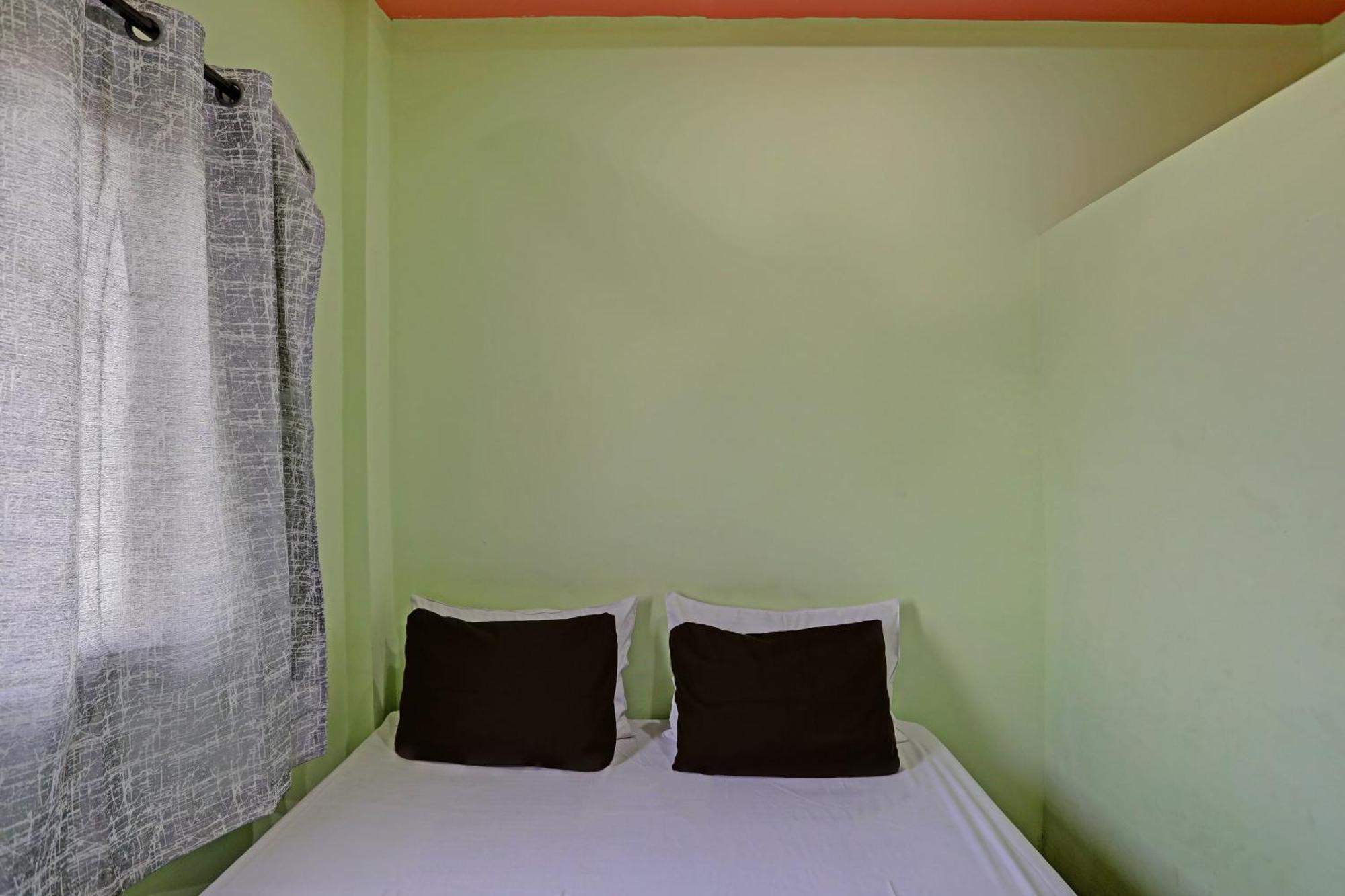 Spot On Hotel Leo Star Chandrapur Екстериор снимка