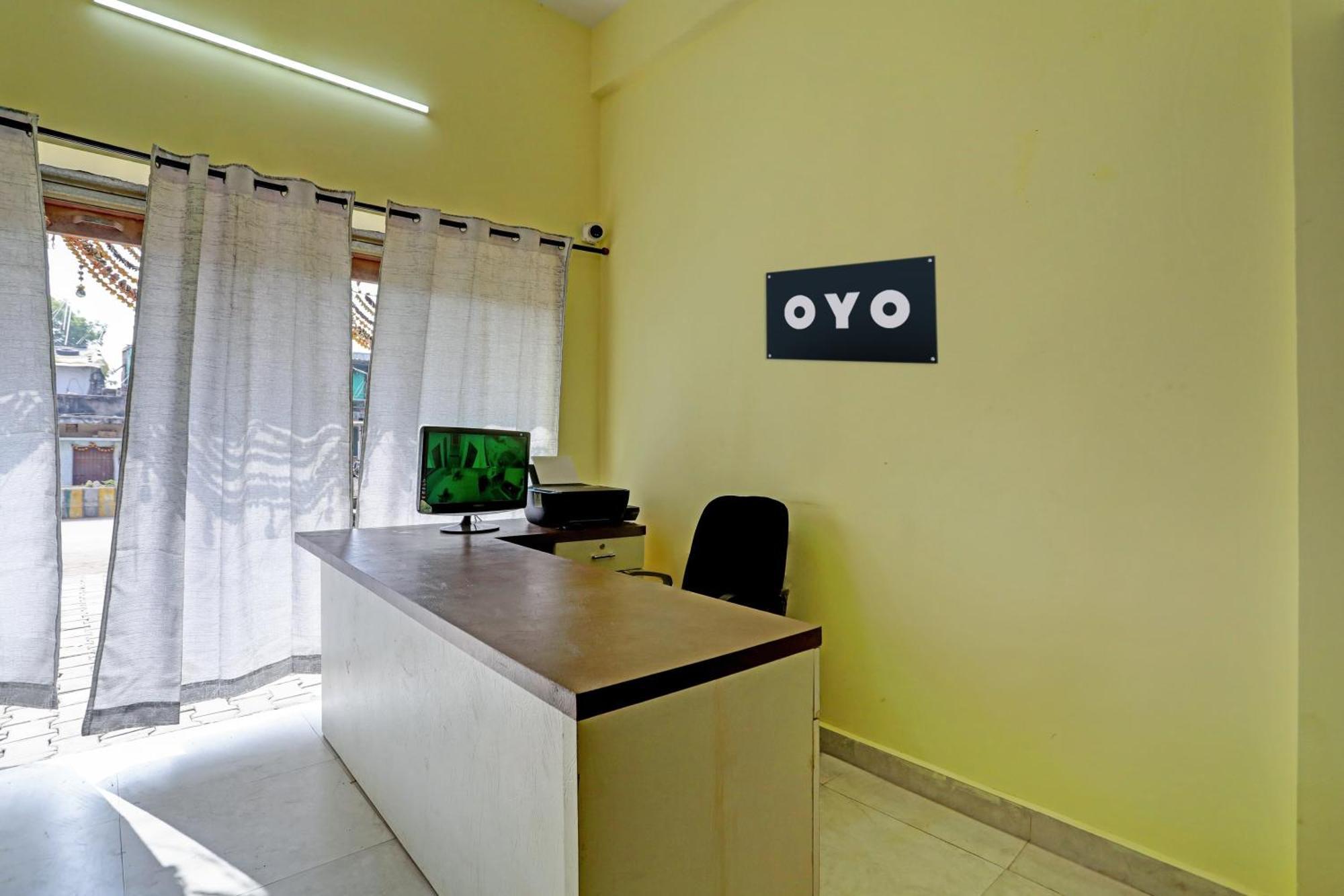 Spot On Hotel Leo Star Chandrapur Екстериор снимка